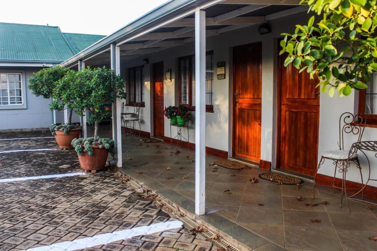 Villa Jana Guesthouse Претория Екстериор снимка