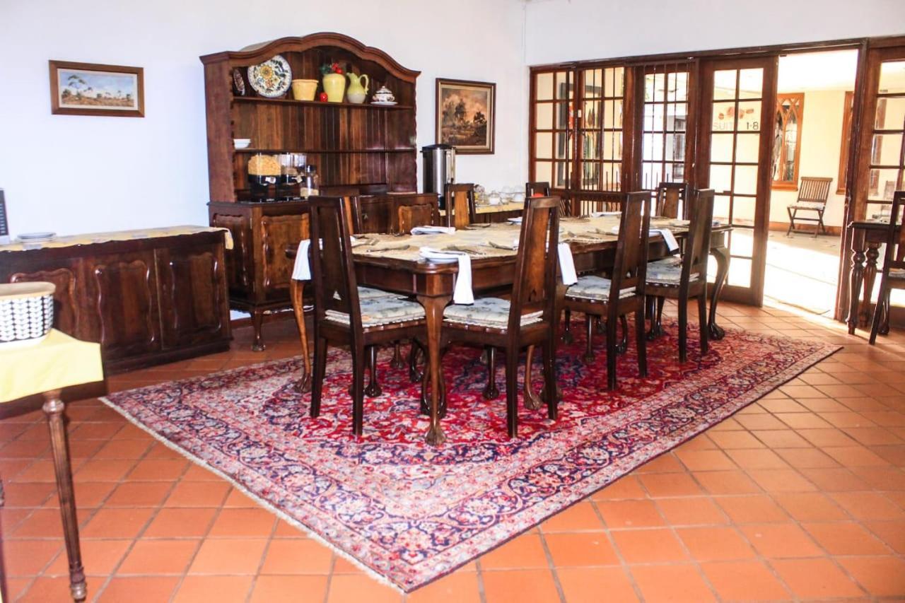 Villa Jana Guesthouse Претория Екстериор снимка