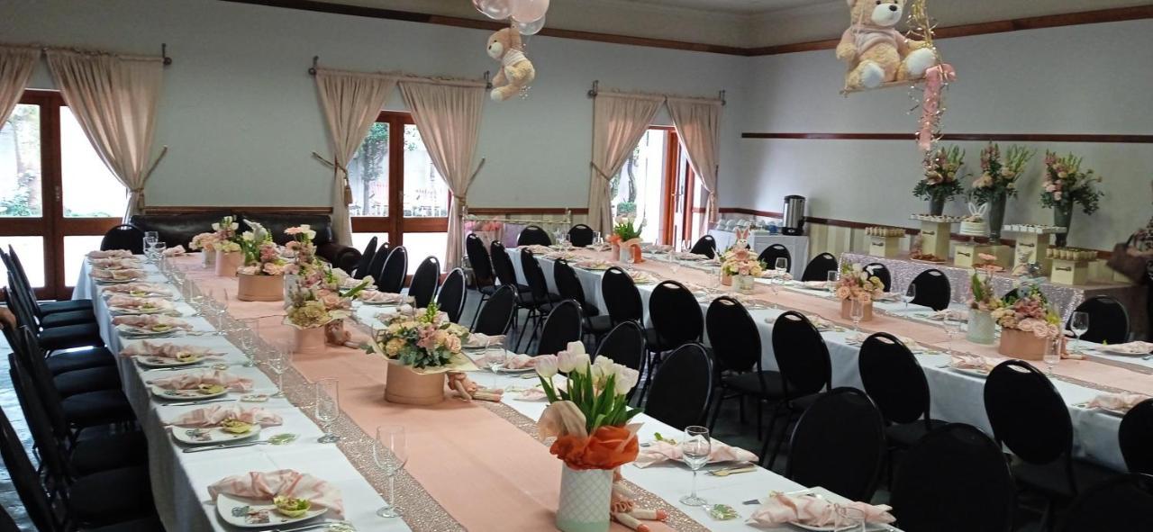 Villa Jana Guesthouse Претория Екстериор снимка