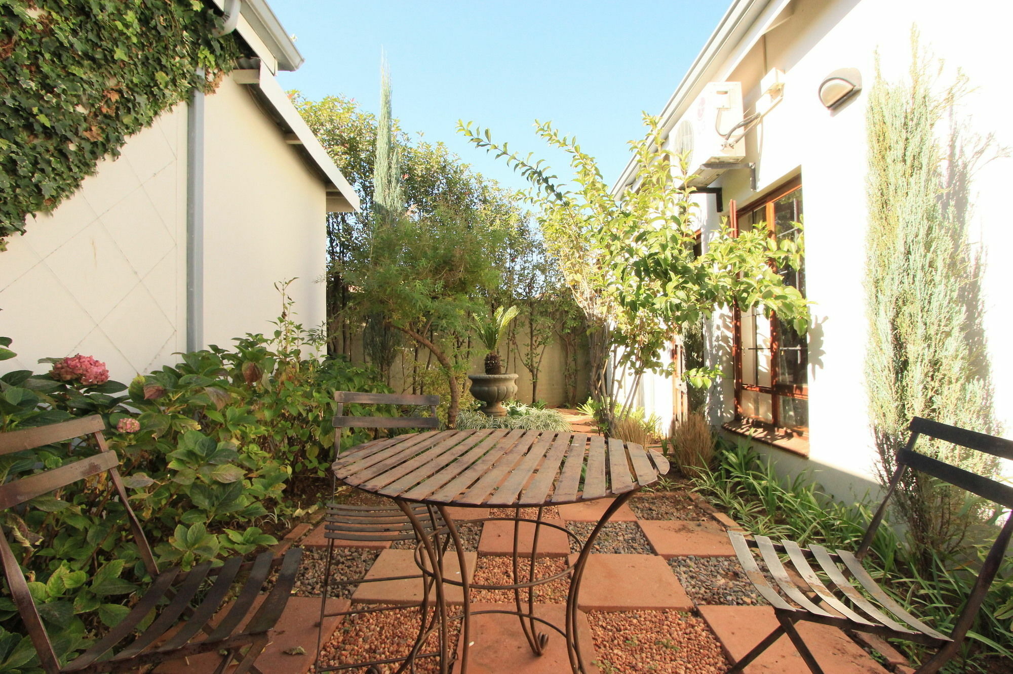 Villa Jana Guesthouse Претория Екстериор снимка
